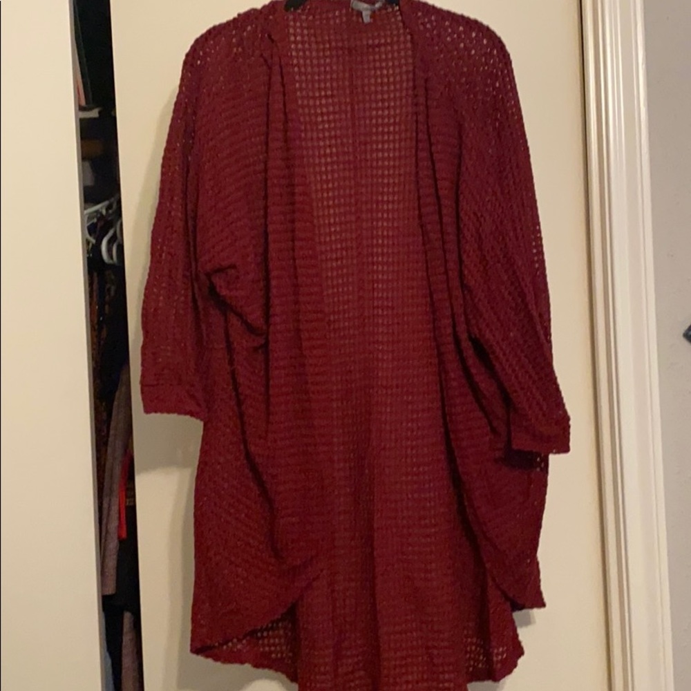 Mid sleeve knitted cardigan